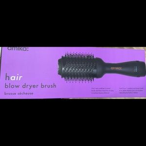 Amika Blow Dry Brush BRAND NEW IN BOX !